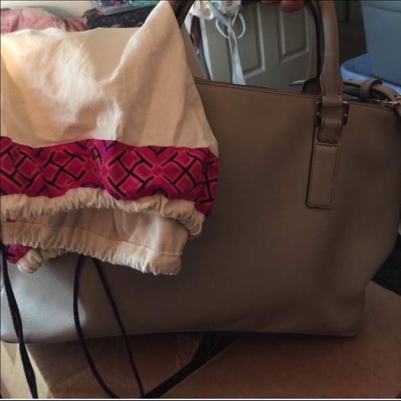 s-l400.jpg Authentic Tory Burch Hand Bag